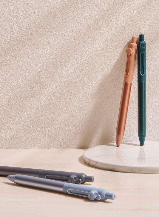 Uni-Ball ZENTO FLOW Gel penna 0.5 mm